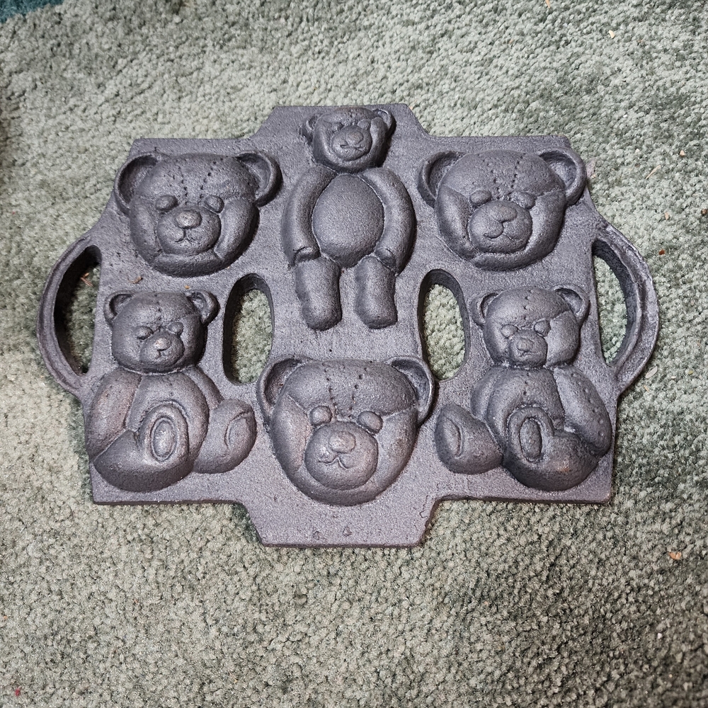 Cast Iron Teddy Bear Mold